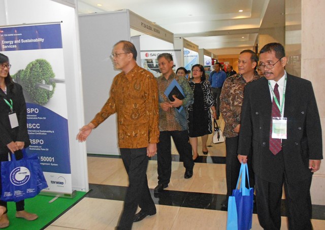 ISPO Terapkan Skema untuk Petani Plasma dan Petani Swadaya